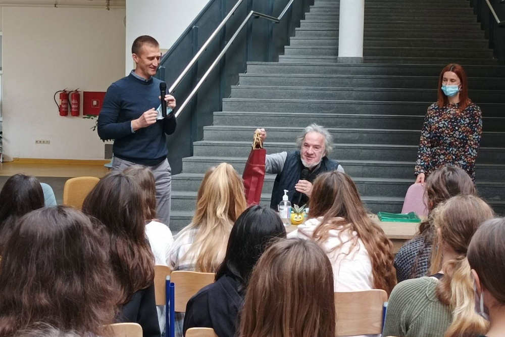 Danom čitanja i susretom s Lukom Paljetkom u župskoj &scaron;koli zavr&scaron;en Mjesec hrvatske knjige