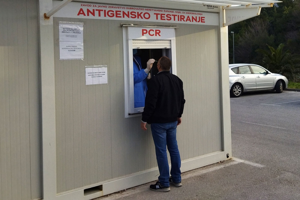 Županijski stožer; Od 388 testiranih 152 pozitivna na Covid, hospitalizirano 49 oboljelih