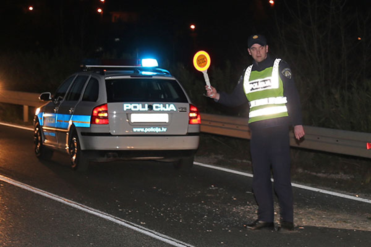 Najava akcije prometne policije; U noći sa subote na nedjelju pojačani nadzor alkoholiziranosti vozača
