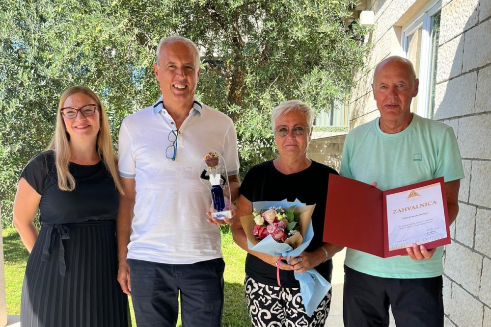 Turistička zajednica dodijelila zahvalnicu dugogodi&scaron;njim gostima iz Njemačke, obitelji Neidenberger