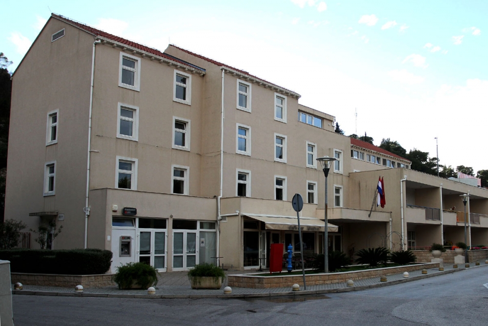 Poziv za predlaganje programa u &scaron;kolstvu, socijalnoj skrbi, skrbi stradalnicima Dom. rata, djeci i mladima