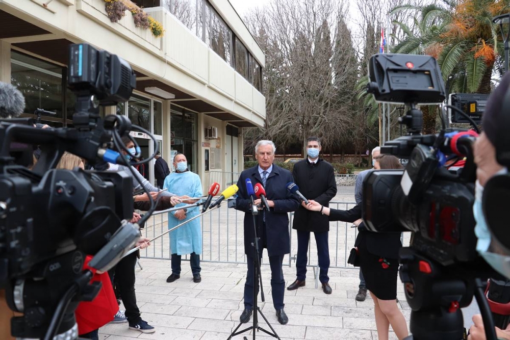 Članovi stožera obi&scaron;li punkt organiziranog cijepljenja protiv COVID-19 u Gospinom polju (FOTO)