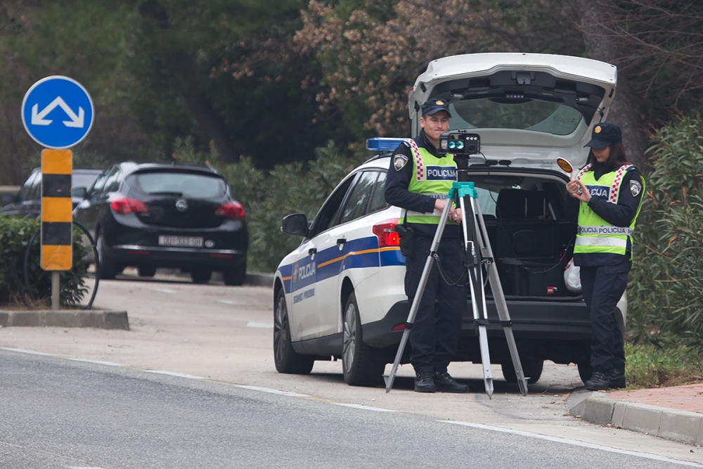 Policijska uprava poziva građane: Predložite lokacije za nadzor brzine