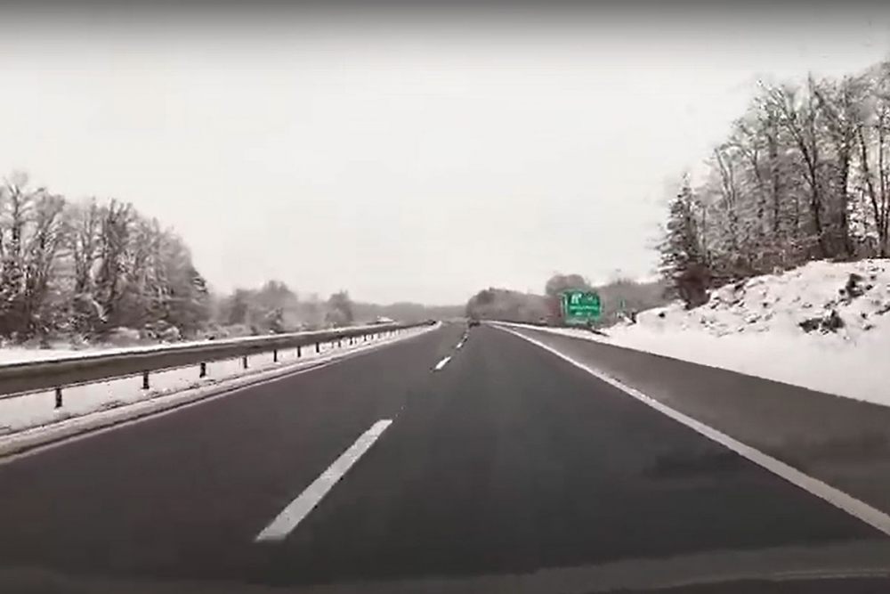 Za sve koji putuju; Na zimskim dionicama kroz Hrvatsku od danas obvezna uporaba zimske opreme