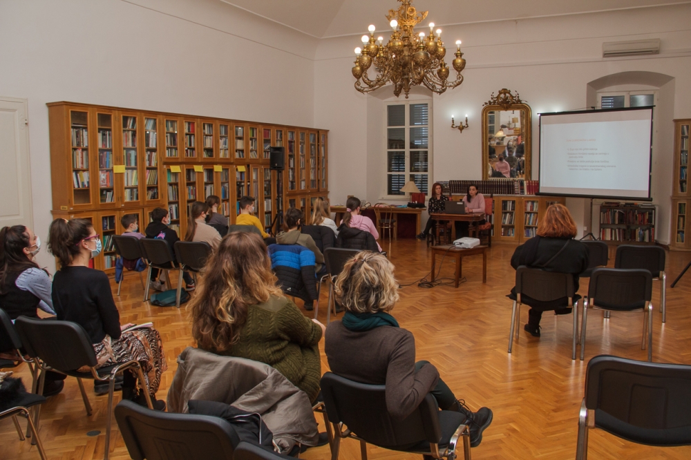 Predavanje profesorica Tanje Galjuf i Jelene Marić o Župskom glagoljskom natpisu (FOTO)