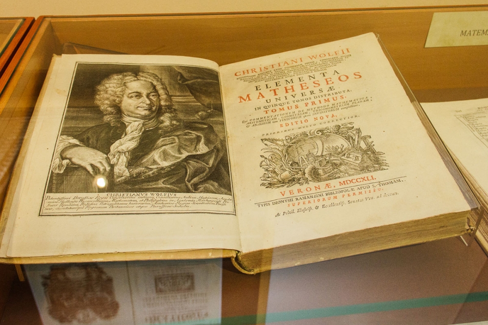 Izložbom "Knjige dubrovačkih đaka kroz povijest od 16. do 19. stoljeća" počeo Mjesec hrvatske knjige