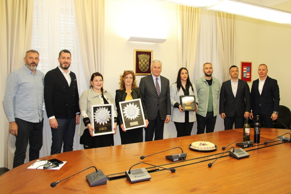 Župan Dobroslavić primio dobitnike priznanja &lsquo;Suncokret ruralnog turizma&rsquo;
