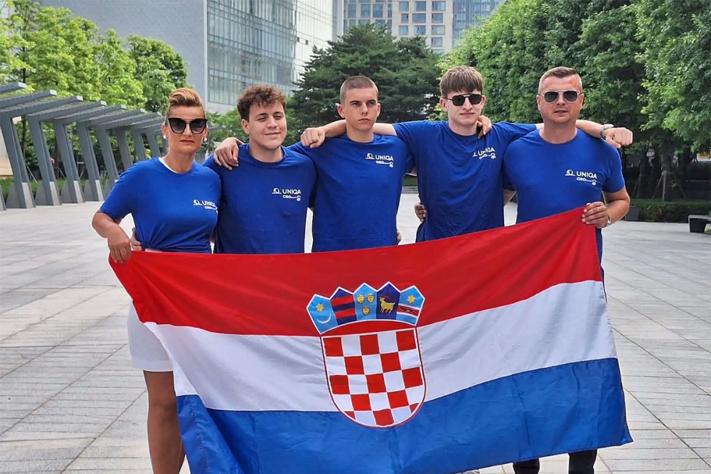 Veliki uspjeh Orsata Kralja s hrvatskim robotičarima na Svjetskom prvenstvu u Južnoj Koreji
