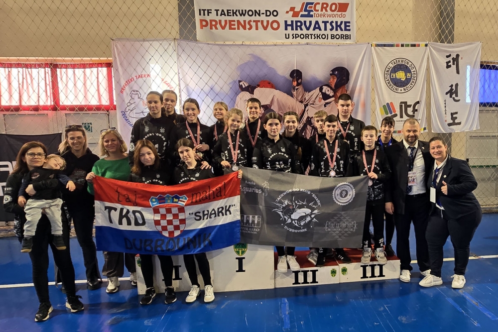 Taekwon-do klub "Shark" donio 13 medalja s Prvenstva Hrvatske u borbama održanog u Puli