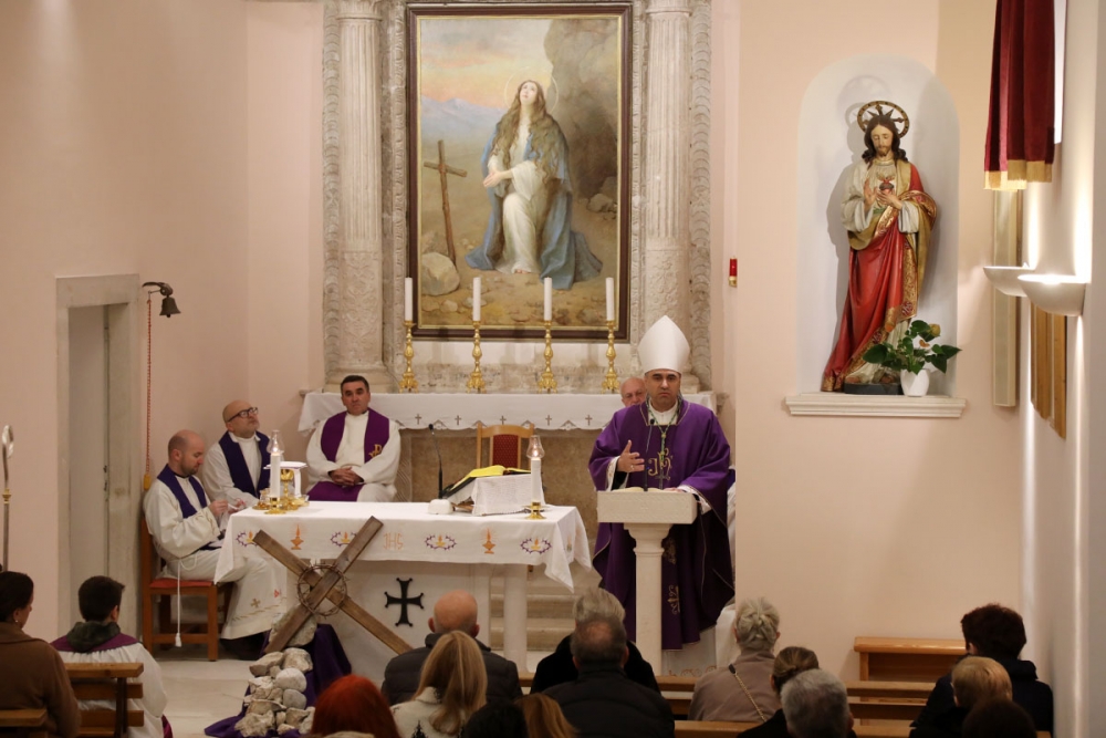 Proslava Dana života i braka u Mandaljeni, svečano euharistijsko slavlje predvodio biskup Glasnović (FOTO)