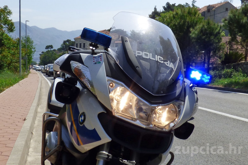 Četiri prometne nesreće s ozlijeđenim osobama, u Pločama i Zaton Dolima izrečene kazne po 1320,00 eura