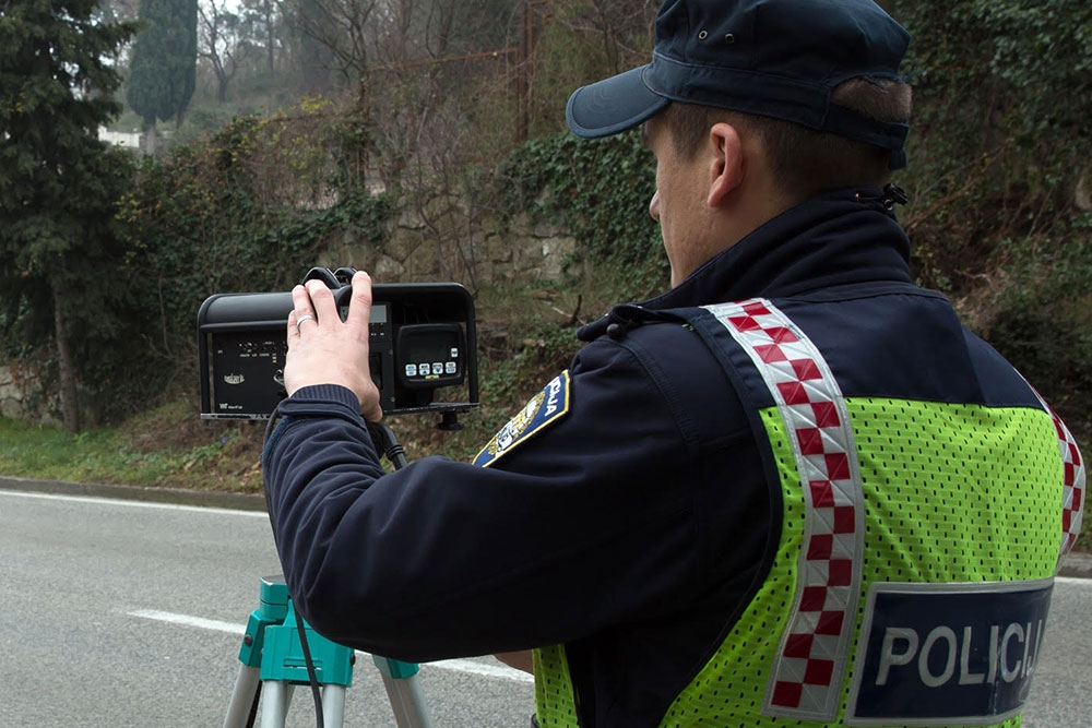 U proteklom tjednu pet prometnih nesreća, 721 represivna mjera 394 zbog prekoračenja dopu&scaron;tene brzine