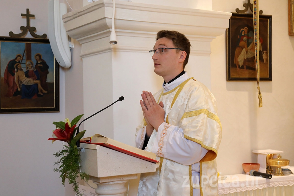 Svećeničko ređenje don Jure Paponje đakona Župe sv. Ilara i jo&scaron; dva đakona Dubrovačke biskupije