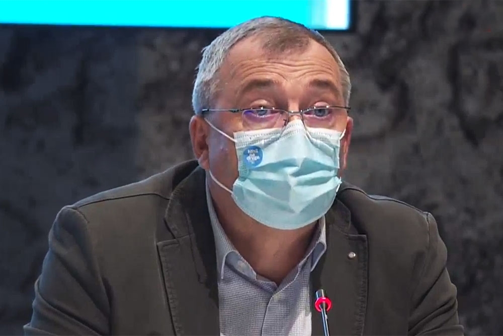 U posljednja 24 sata u Hrvatskoj 2535 novih slučajeva zaraze, na respiratoru 180 pacijenata, preminule 34 osobe
