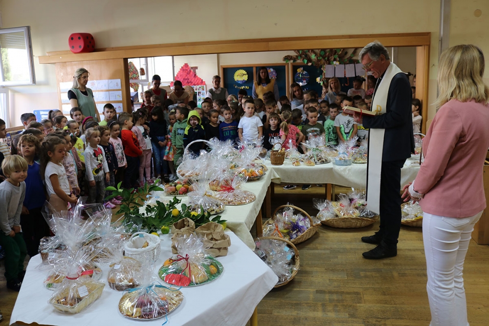 Dani kruha i zahvalnosti za plodove zemlje u Dječjem vrtiću Župa dubrovačka (FOTO)